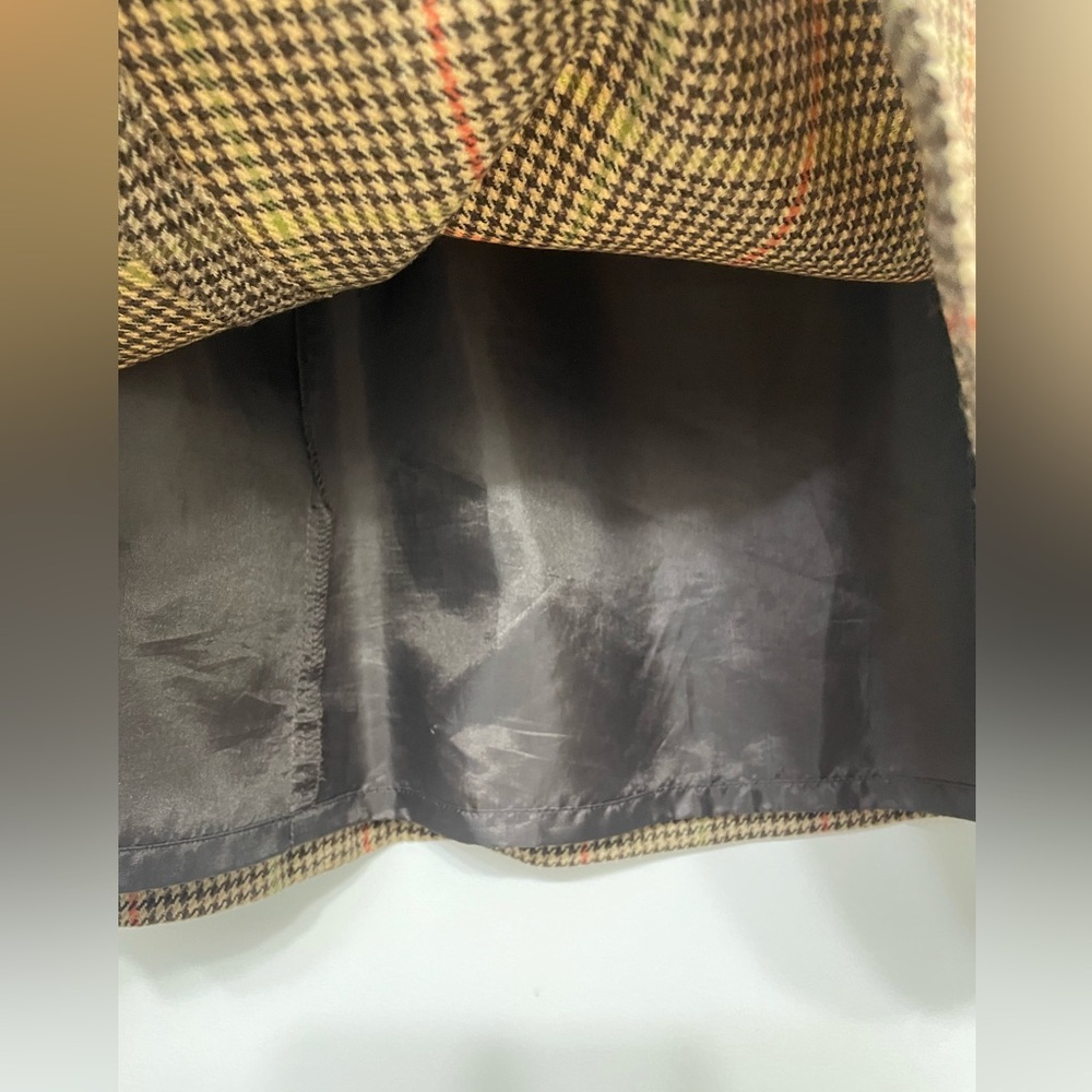 Skirt - Picture 3 of 3